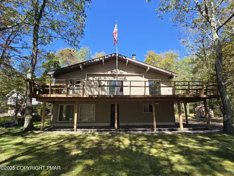 5 Saginaw Dr, Jim Thorpe, PA 18229