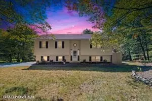 129 Darcy Dr, Saylorsburg, PA 18353