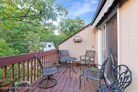 150 Dover Dr, Bushkill, PA 18324 photo 16