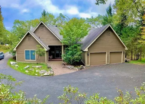115 Upper Deer Valley Rd, Tannersville, PA 18372