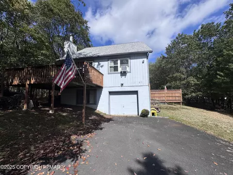 67 Seneca Rd, Albrightsville, PA 18210