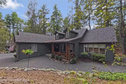 2121 Camp Owaissa Ct, Pocono Pines, PA 18350