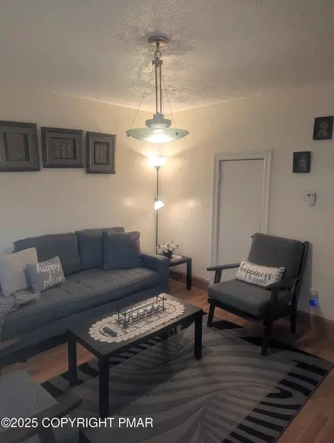 Living - 593 Pardee St, Hazleton, PA 18201 photo 1 of 1