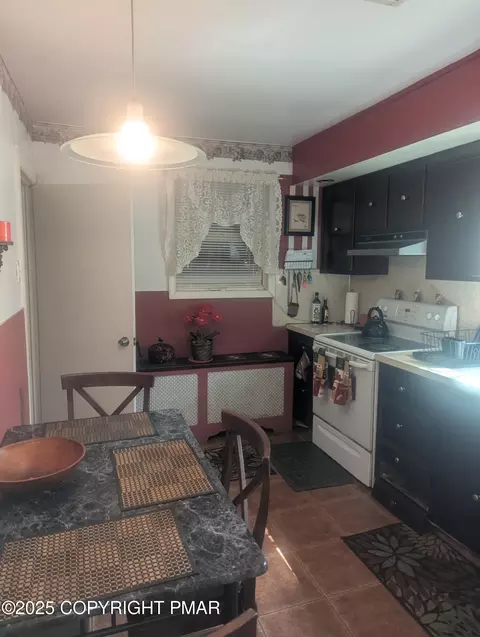 Kitchen - 593 Pardee St, Hazleton, PA 18201 photo 1 of 1