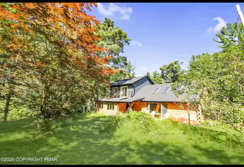 117 Bollinger Rd, Kunkletown, PA 18058