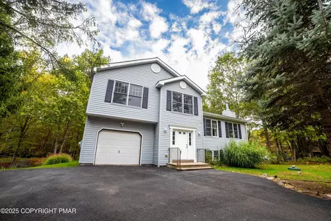 144 Overland Dr, Long Pond, PA 18334