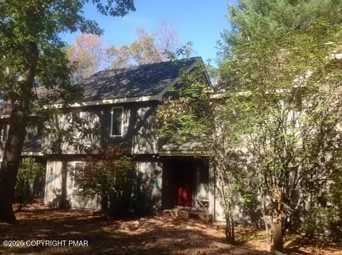 11 Downhill, Lake Harmony, PA 18624