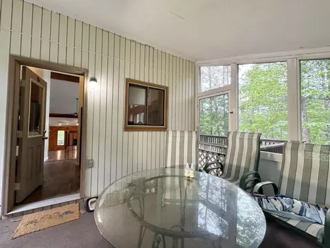 Exterior - 207 Manchester Dr, Bushkill, PA 18324 photo 7 of 7