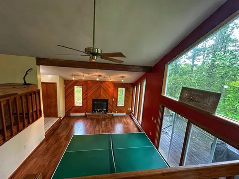 Living - 207 Manchester Dr, Bushkill, PA 18324 photo 6 of 6
