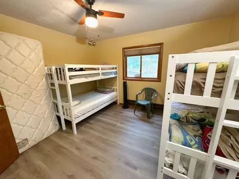 Bedroom - 207 Manchester Dr, Bushkill, PA 18324 photo 5 of 5