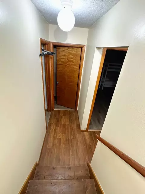 Entry Way - 207 Manchester Dr, Bushkill, PA 18324 photo 2 of 4