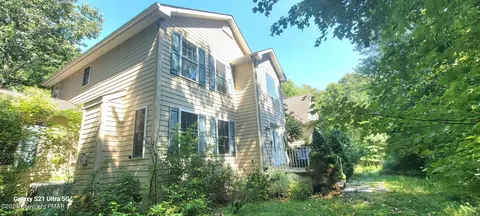 361 Great Bear Way Rd, East Stroudsburg, PA 18302