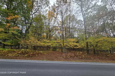 224 Mv Behrens Rd, Jim Thorpe, PA 18229