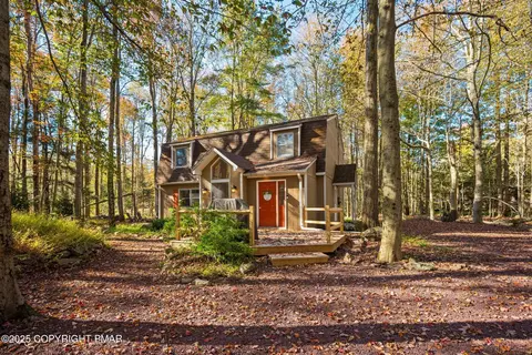165 Sweet Briar Rd, Pocono Pines, PA 18350