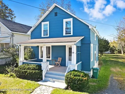 179 King St, East Stroudsburg, PA 18301