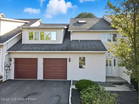 10 Aspen Ct, Forks Township, PA 18040