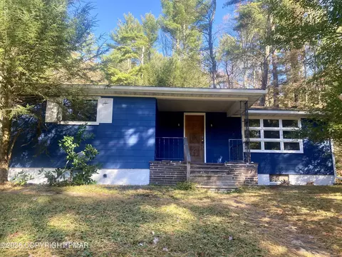 307 Rockport Rd, Weatherly, PA 18255