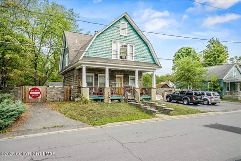 144 W Broad St, East Stroudsburg, PA 18301