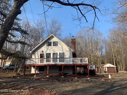 218 Cherry Ln, Albrightsville, PA 18210