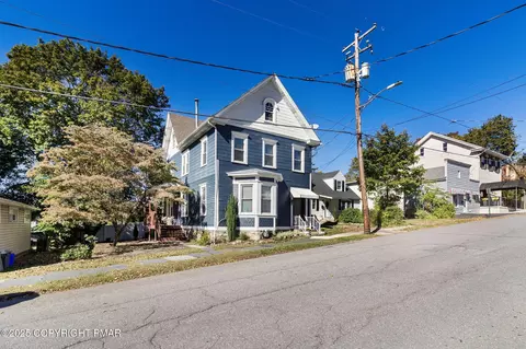 115 Center St, Jim Thorpe, PA 18229