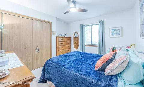 Bedroom - 3344 Windermere Dr, Bushkill, PA 18324 photo 2 of 2