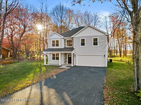 21 Piute Trl, Albrightsville, PA 18210