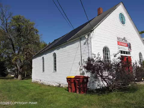 200 Frost Holw, Easton, PA 18040