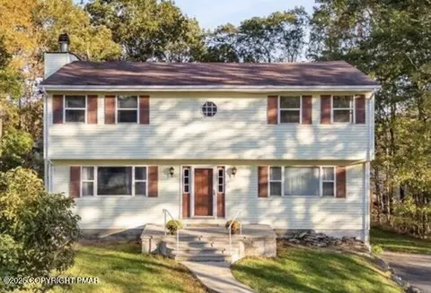 12723 Magnolia Dr, East Stroudsburg, PA 18302