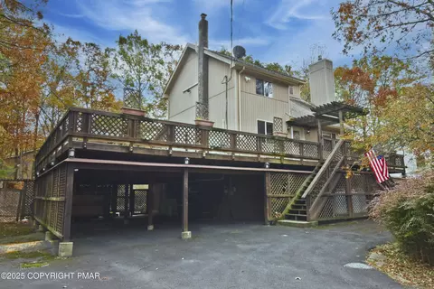 109 Sundew Dr, East Stroudsburg, PA 18301