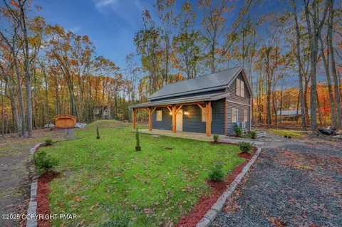 145 Bernadine Rd, East Stroudsburg, PA 18302