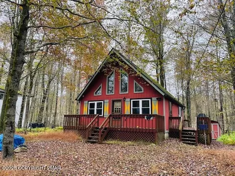 1119 Shasta Dr, Pocono Lake, PA 18347