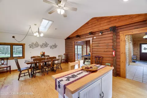 Dining - 456 Devils Hole Rd, Cresco, PA 18326 photo 1 of 3