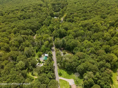 View/Area - 456 Devils Hole Rd, Cresco, PA 18326 photo 4 of 15