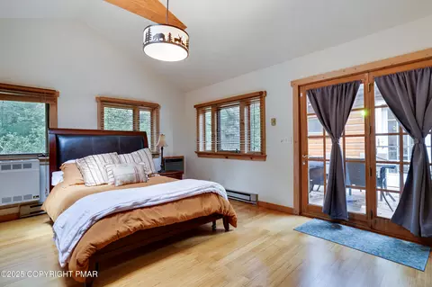 Bedroom - 456 Devils Hole Rd, Cresco, PA 18326 photo 2 of 8