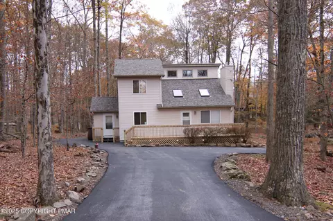 200 Elk Run Rd, Pocono Lake, PA 18347