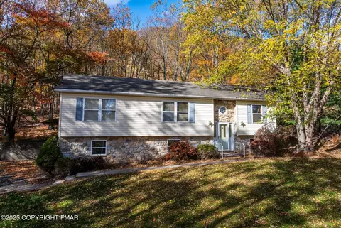 143 Foothill Blvd, Effort, PA 18330