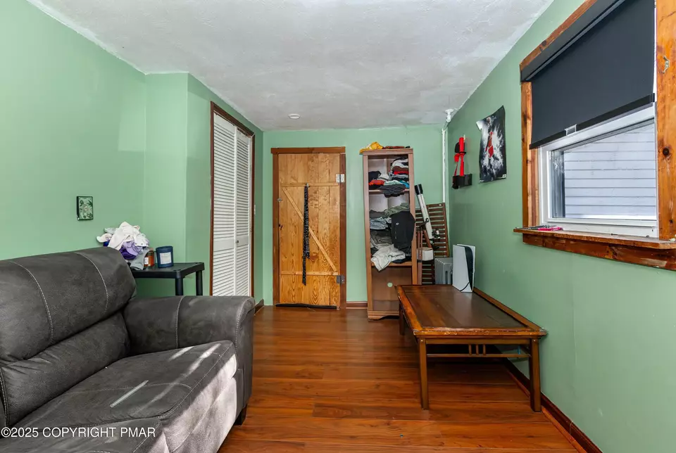 Other - 161 Pa-447, Newfoundland, PA 18445 photo 4 of 12