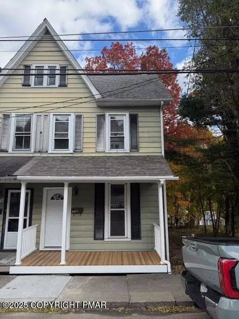 335 S 2nd St, Bangor, PA 18013