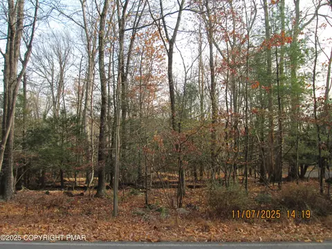 36 Scotrun Drive, Scotrun, PA 18355
