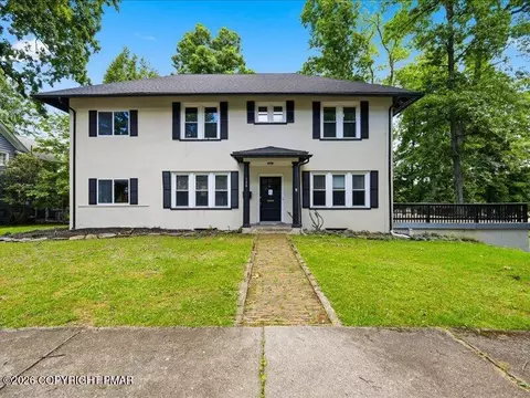 128 S Green St, East Stroudsburg, PA 18301