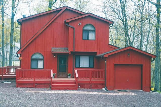 101 Withywindle Way, Tamiment, PA 18371 | MLS# PM-137065 | 28 Photos ...