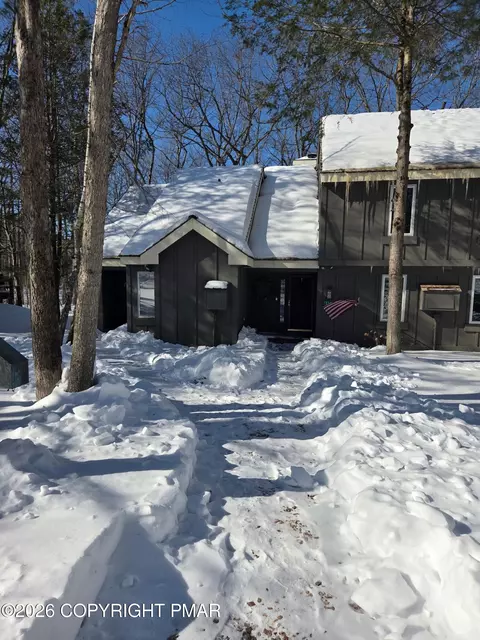 119 Downhill, Lake Harmony, PA 18624