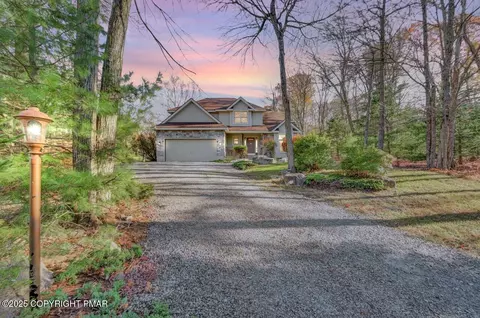 12 Kent Clarke Rd, Lake Harmony, PA 18624