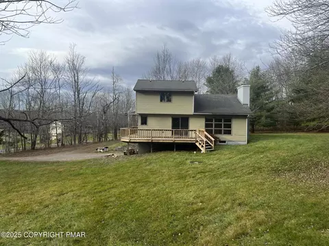 1970 Aberdeen Rd, Madison Township, PA 18444