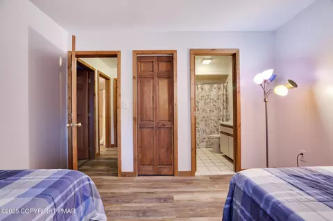 Bedroom - 3336 Windermere Dr, Bushkill, PA 18324 photo 6 of 6