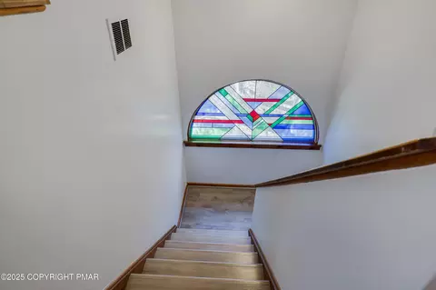 Entry Way - 3336 Windermere Dr, Bushkill, PA 18324 photo 2 of 2