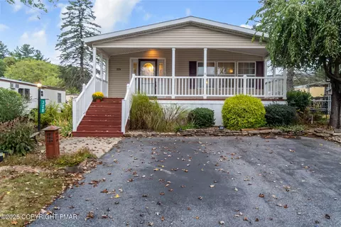 32 Derose St # B, Walnutport, PA 18088