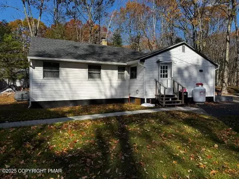 3320 Wilson Ln, East Stroudsburg, PA 18302