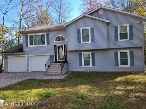 2137 Freedom Way, Pocono Summit, PA 18346