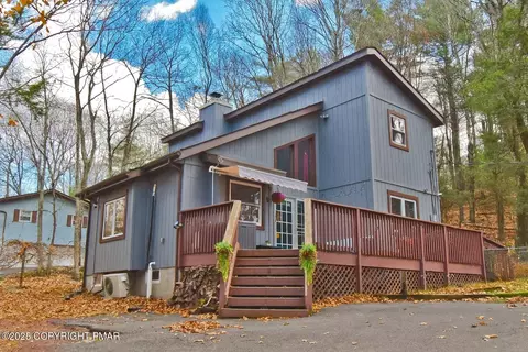 2252 Sky High Dr, Bartonsville, PA 18321